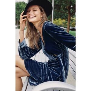 Maeve Velvet Long Sleeve Dress in Blue